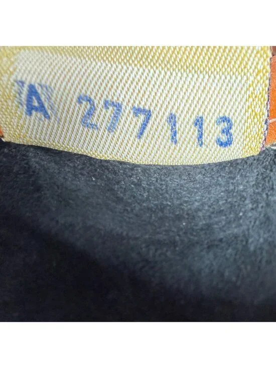 Vintage Dooney & Bourke All Weather Leather Pebble Grain Black Cross Body Bag - Picture 13 of 15